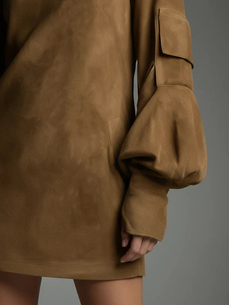 Beli | Mini vestido de ante suelto con cuello alto