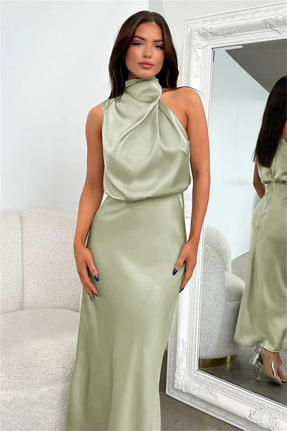 ELISE | Vestido Maxi Satinado de Hombros Descubiertos