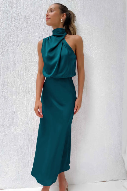 ELISE | Vestido Maxi Satinado de Hombros Descubiertos