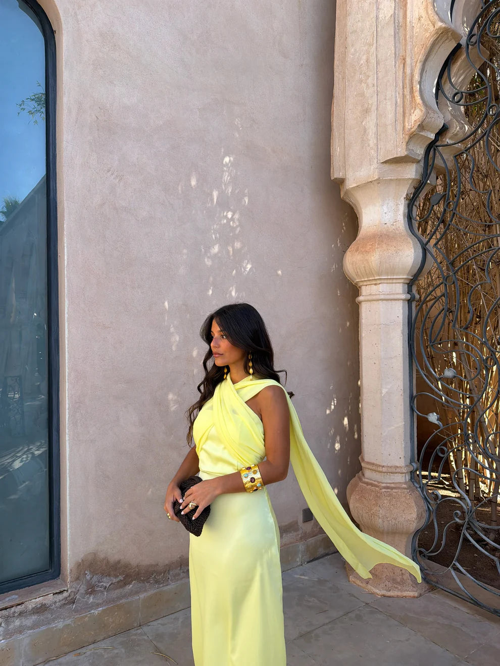 CHIARA | Vestido Liso con Lazo y Cintura Alta