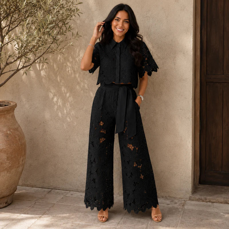 ODISEA | Conjunto 2 Piezas Blusa Bordada de Encaje y Pantalón Calado