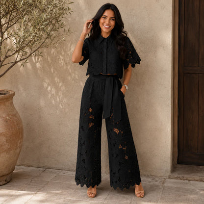 ODISEA | Conjunto 2 Piezas Blusa Bordada de Encaje y Pantalón Calado