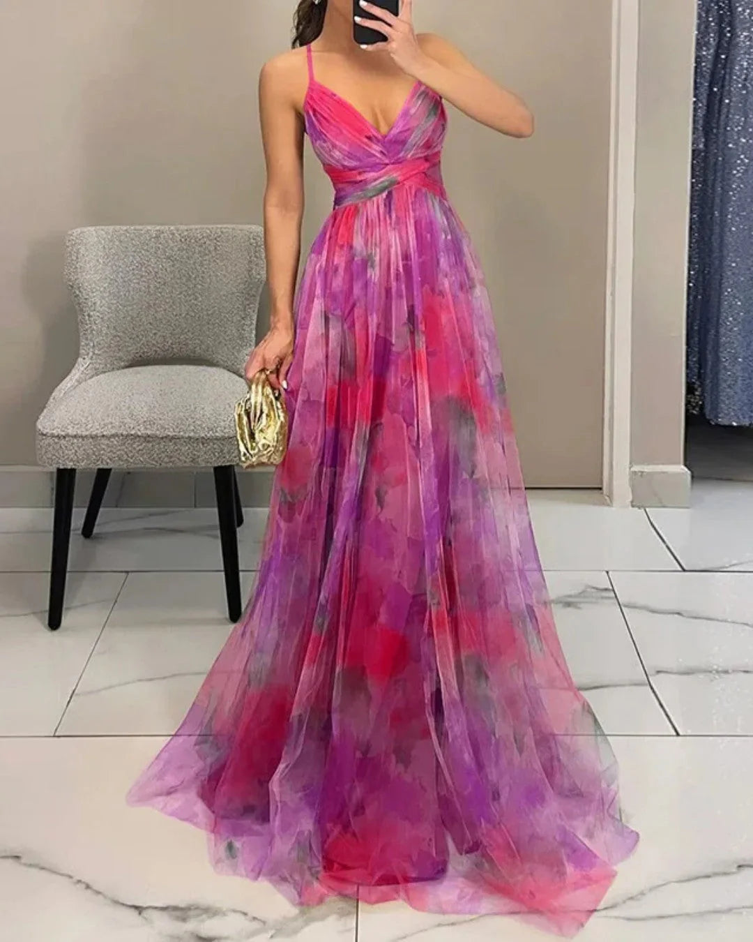 FIORE | Vestido Floral con Hombros Descubierto y Escote Halter