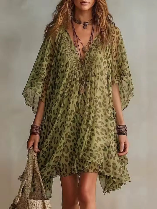 Tiziana | Robe en chiffon à imprimé léopard, coupe ample et fluide, col en V